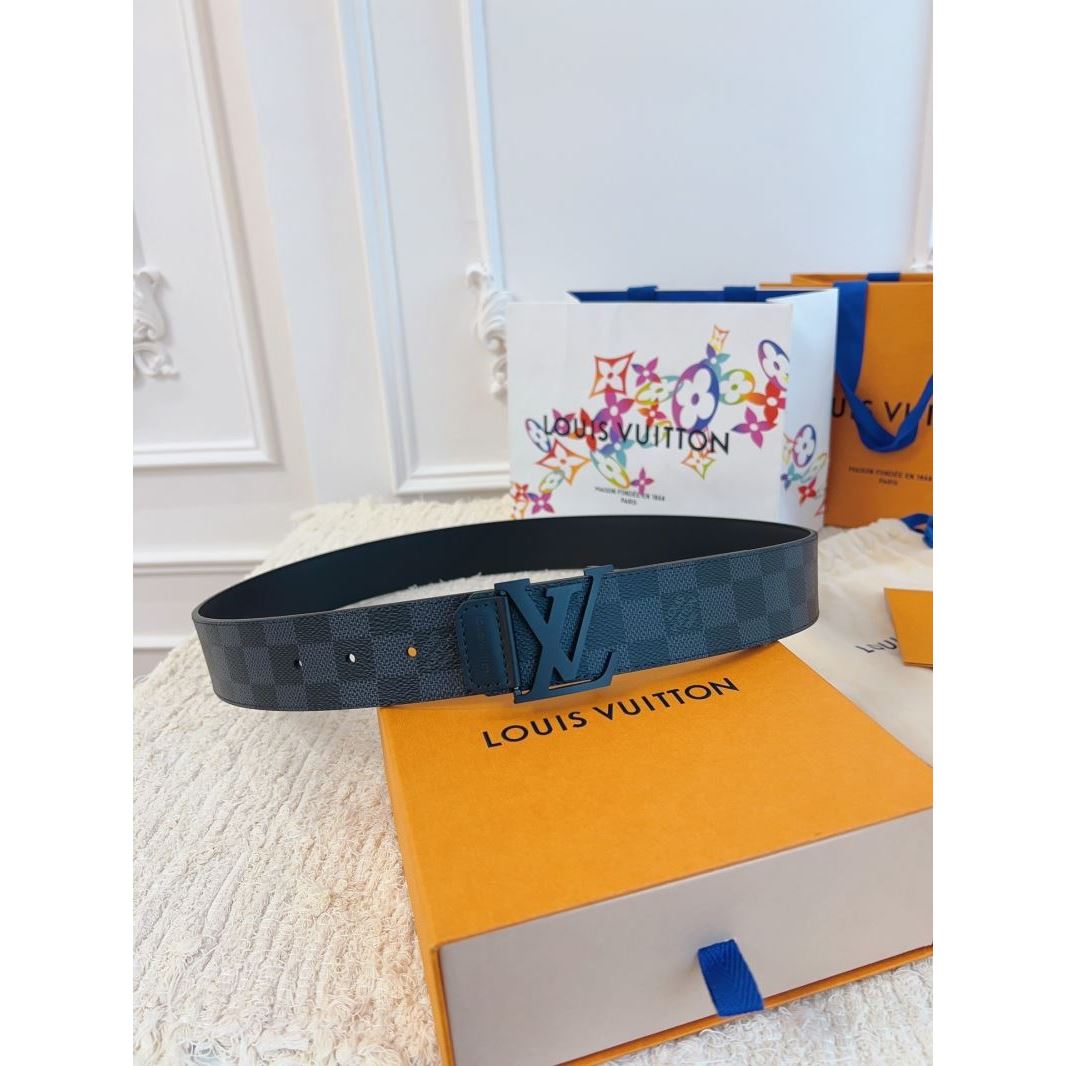l0vis Vvtt0n belts